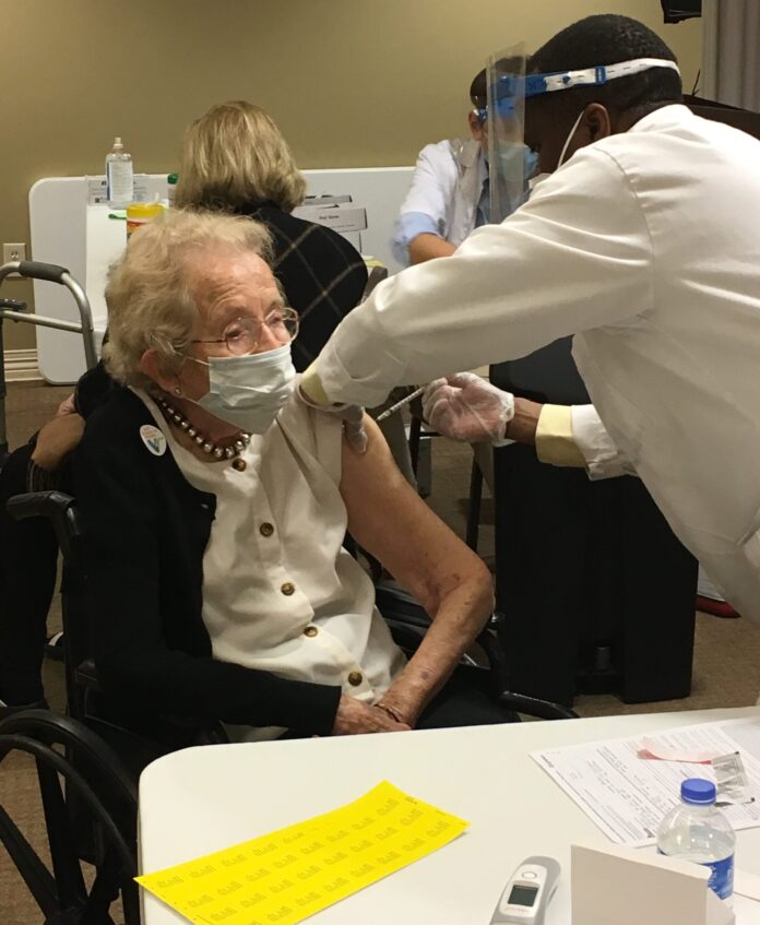 vaccination photo 1